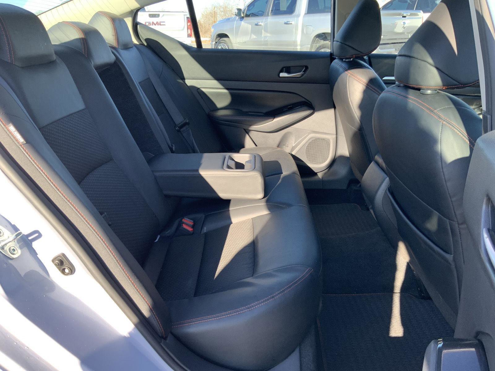 Used 2024 Nissan Altima 2.5 SR image 48