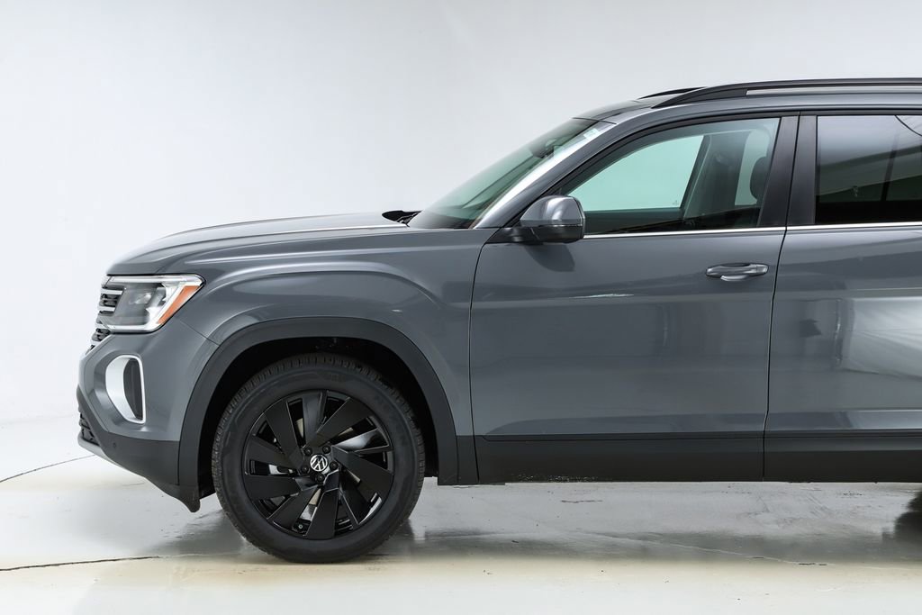 New 2026 Volkswagen Atlas SE image 3