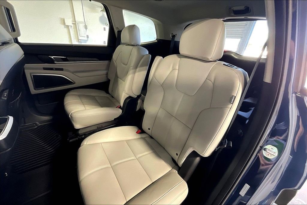 New 2025 Kia Telluride EX image 26