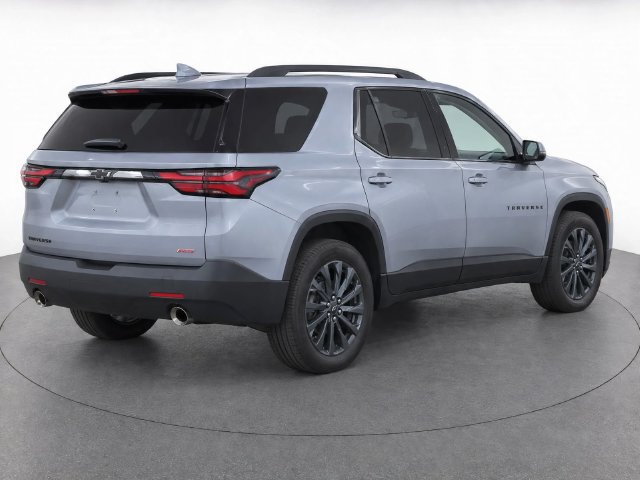 Used 2023 Chevrolet Traverse RS AWD/4WD image 4
