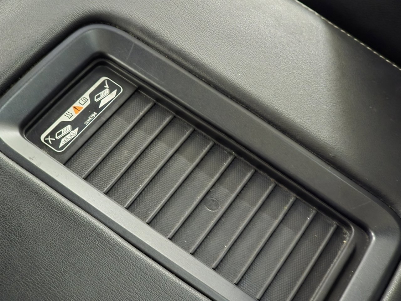 Used 2018 Chevrolet Tahoe Premier image 8