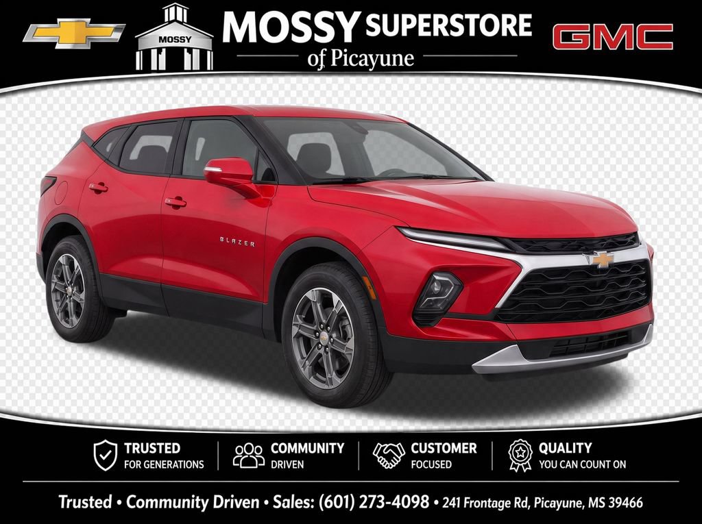 Used 2024 Chevrolet Blazer LT FWD image 2