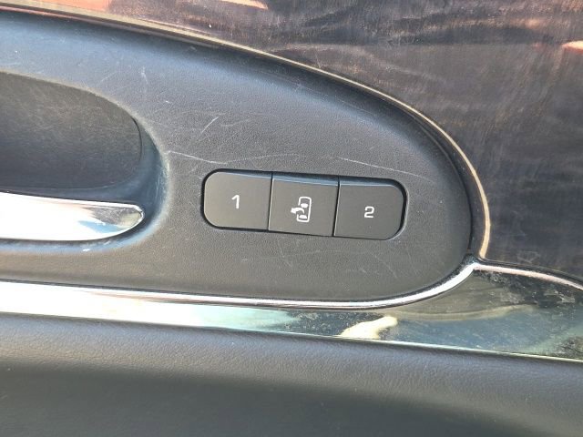 Used 2015 Buick Enclave Leather AWD/4WD image 24
