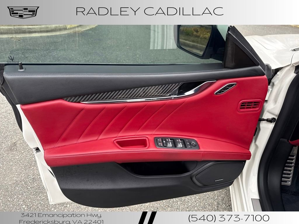 Used 2022 Maserati Quattroporte Modena Q4 image 16