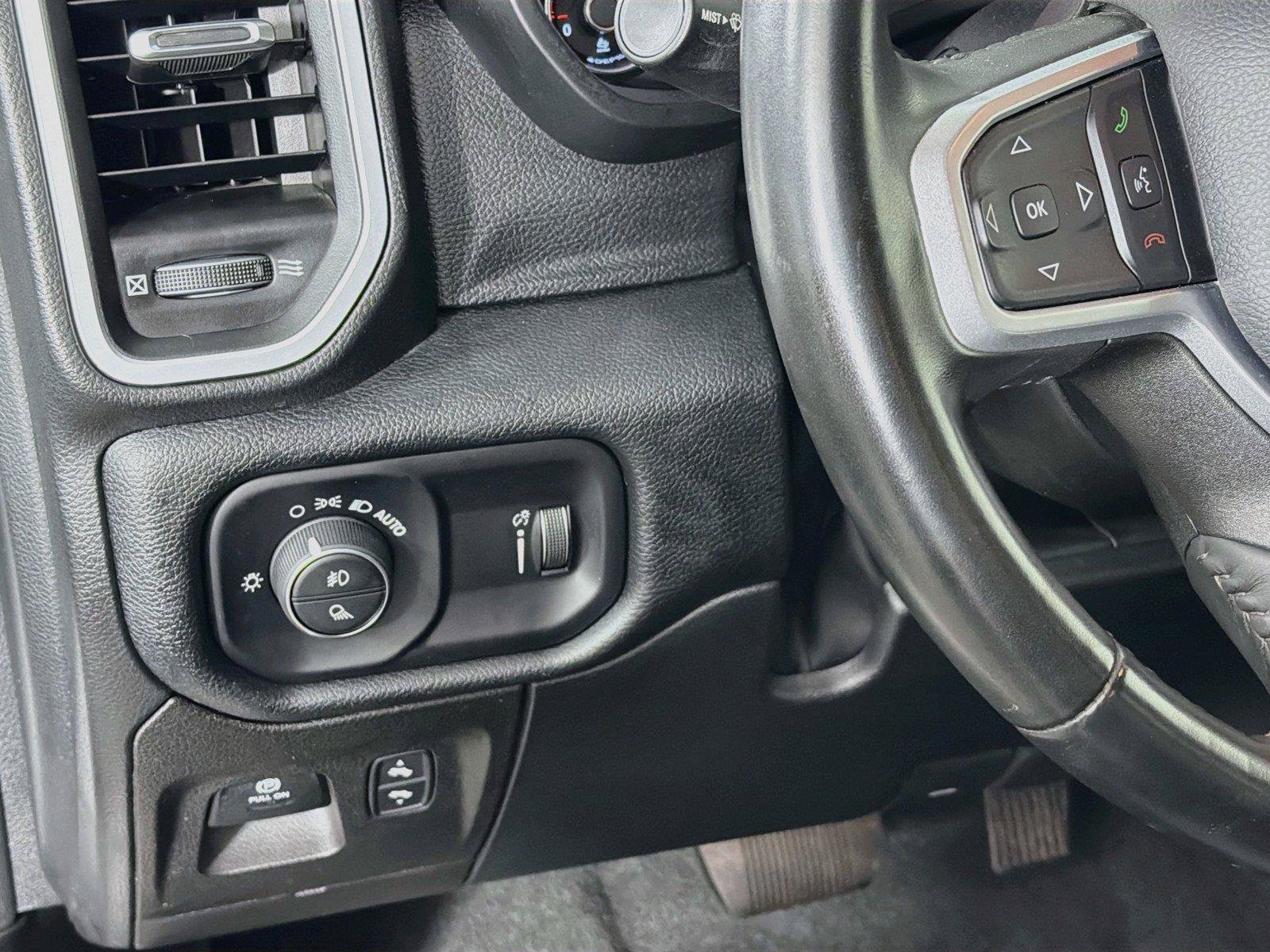 Used 2022 RAM 1500 Big Horn AWD/4WD image 17