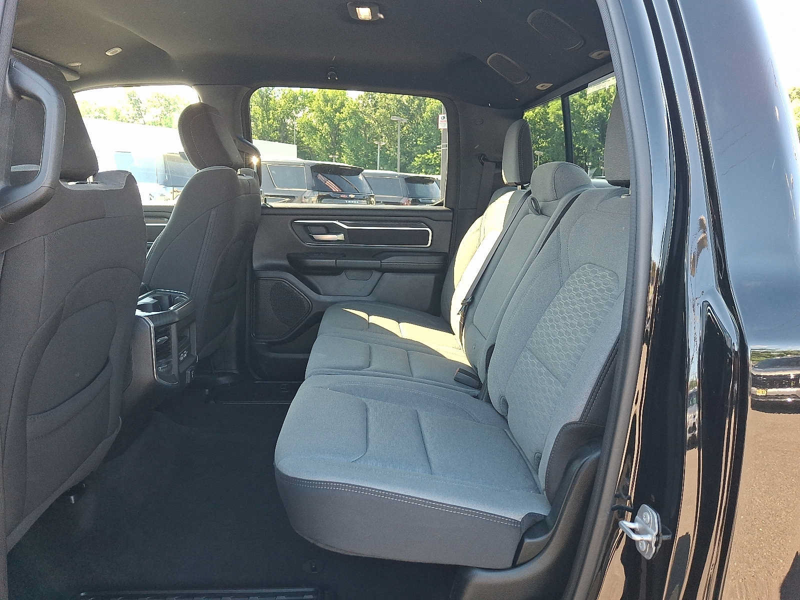 Used 2025 RAM 1500 Big Horn AWD/4WD image 11