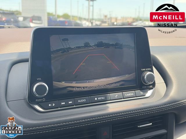 Used 2023 Nissan Rogue SV AWD/4WD image 19