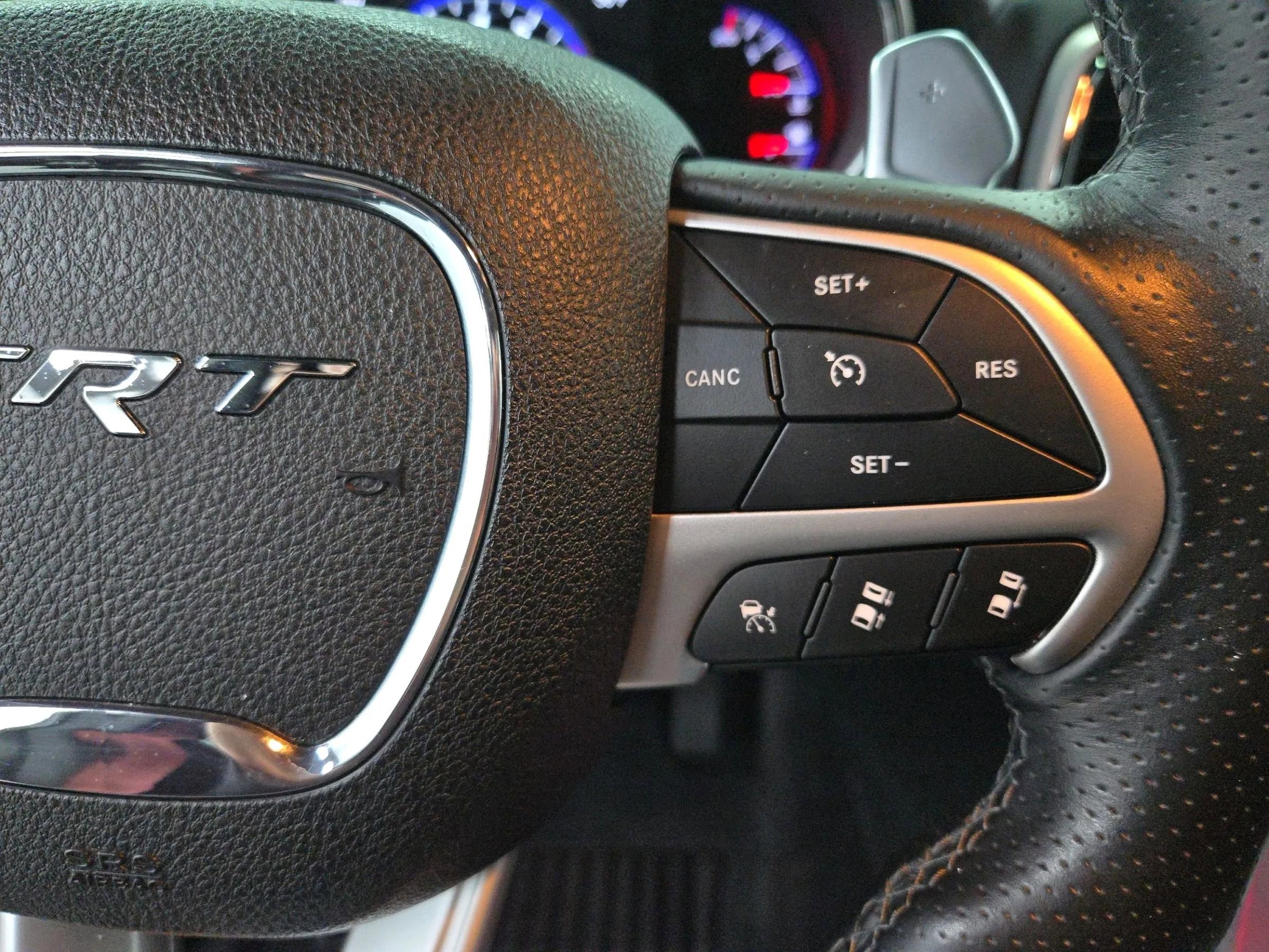 Used 2018 Jeep Grand Cherokee SRT image 34