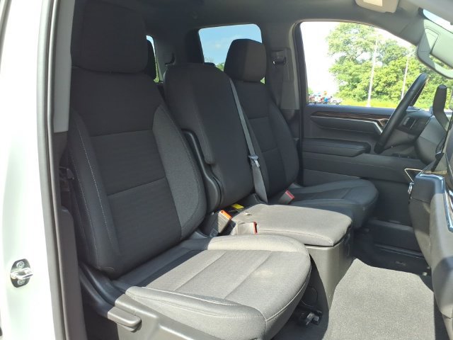 Used 2023 GMC Sierra 1500 Elevation w/ X31 Off-Road Package AWD/4WD image 9