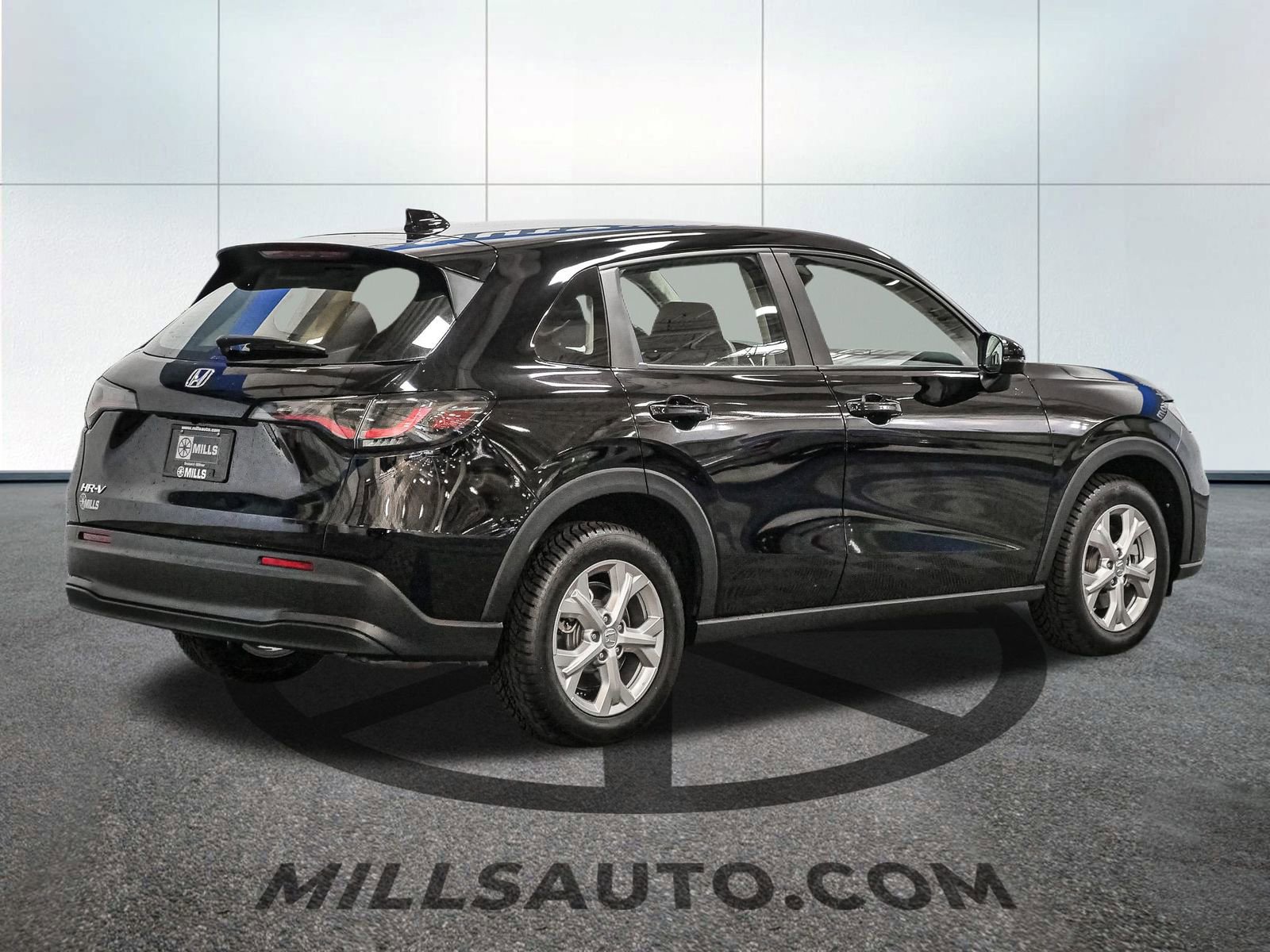 Used 2023 Honda HR-V LX image 8