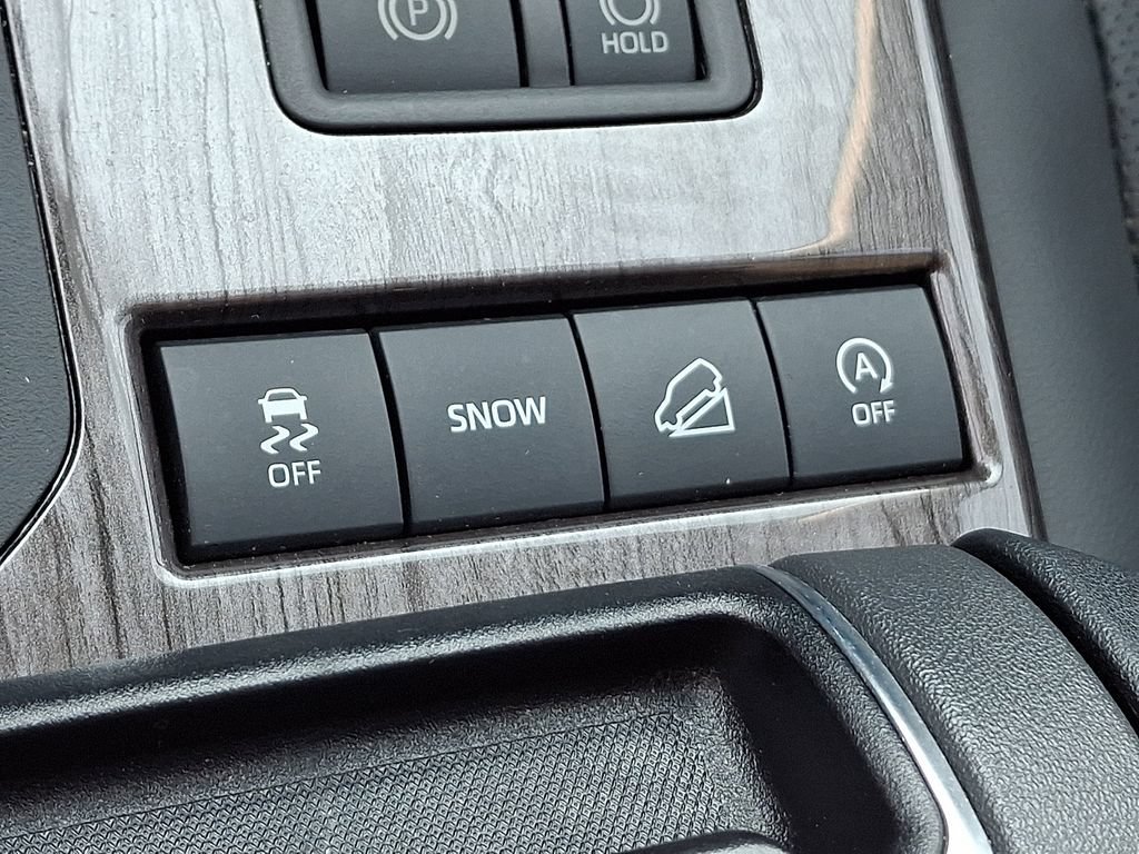 Used 2021 Toyota Highlander Limited AWD/4WD image 26