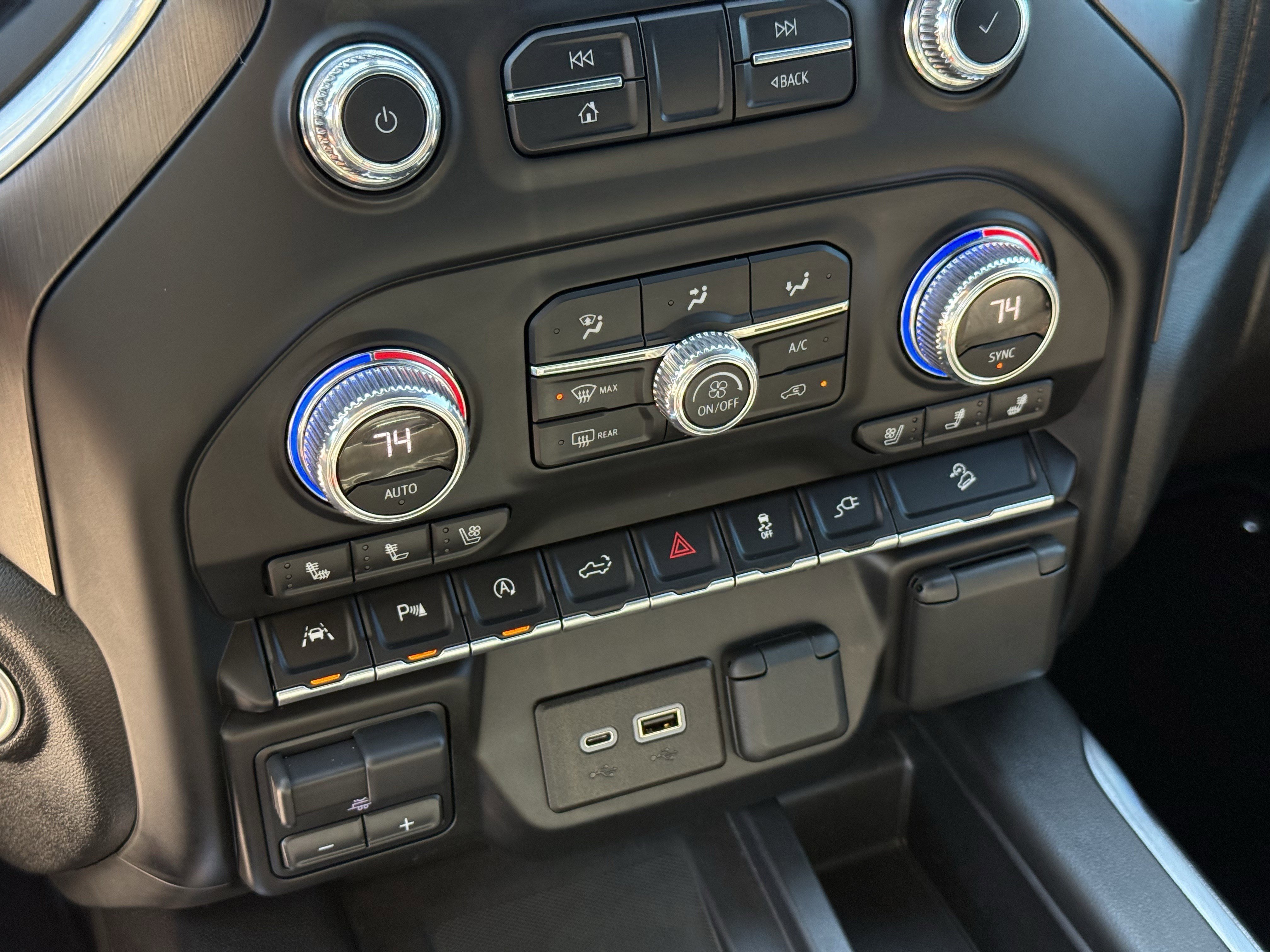 Used 2021 GMC Sierra 1500 AT4 w/ AT4 Value Package image 21