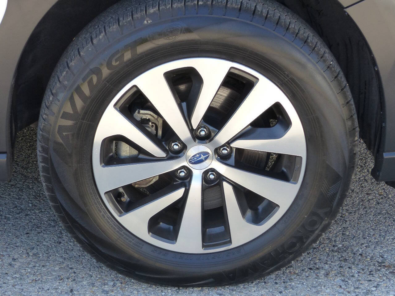 Used 2024 Subaru Outback Premium AWD/4WD image 13