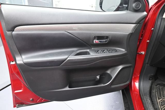 Used 2020 Mitsubishi Outlander SE AWD/4WD image 20