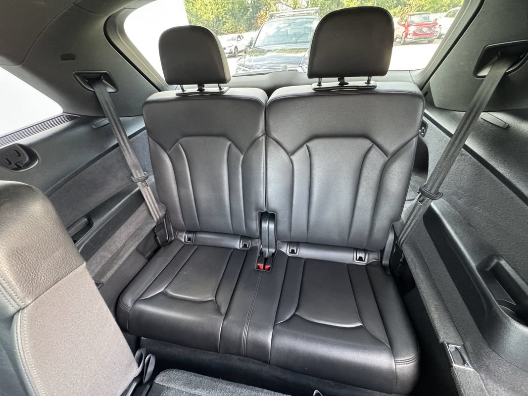 Used 2018 Audi Q7 2.0T Premium Plus w/ Premium Plus Package AWD/4WD image 12