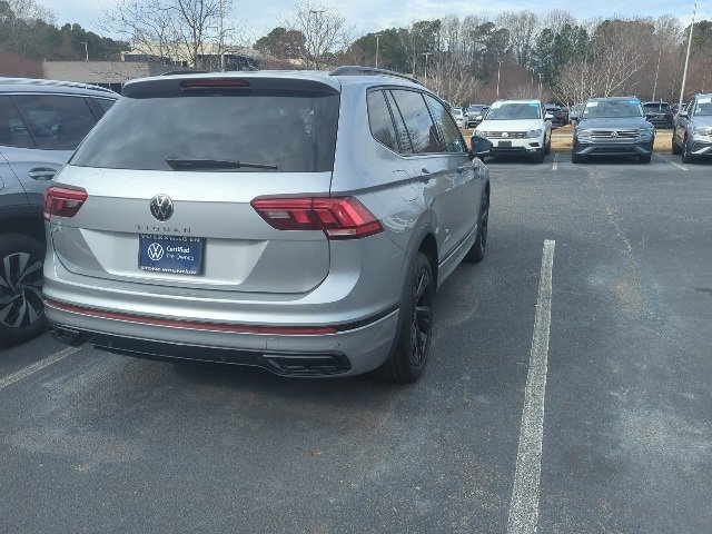 Certified 2024 Volkswagen Tiguan SE R-Line image 13
