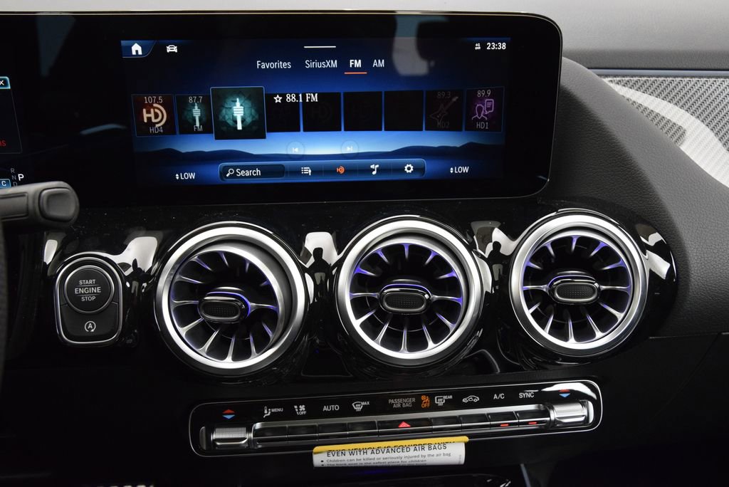 New 2026 Mercedes-Benz GLA 35 AMG 4MATIC image 27