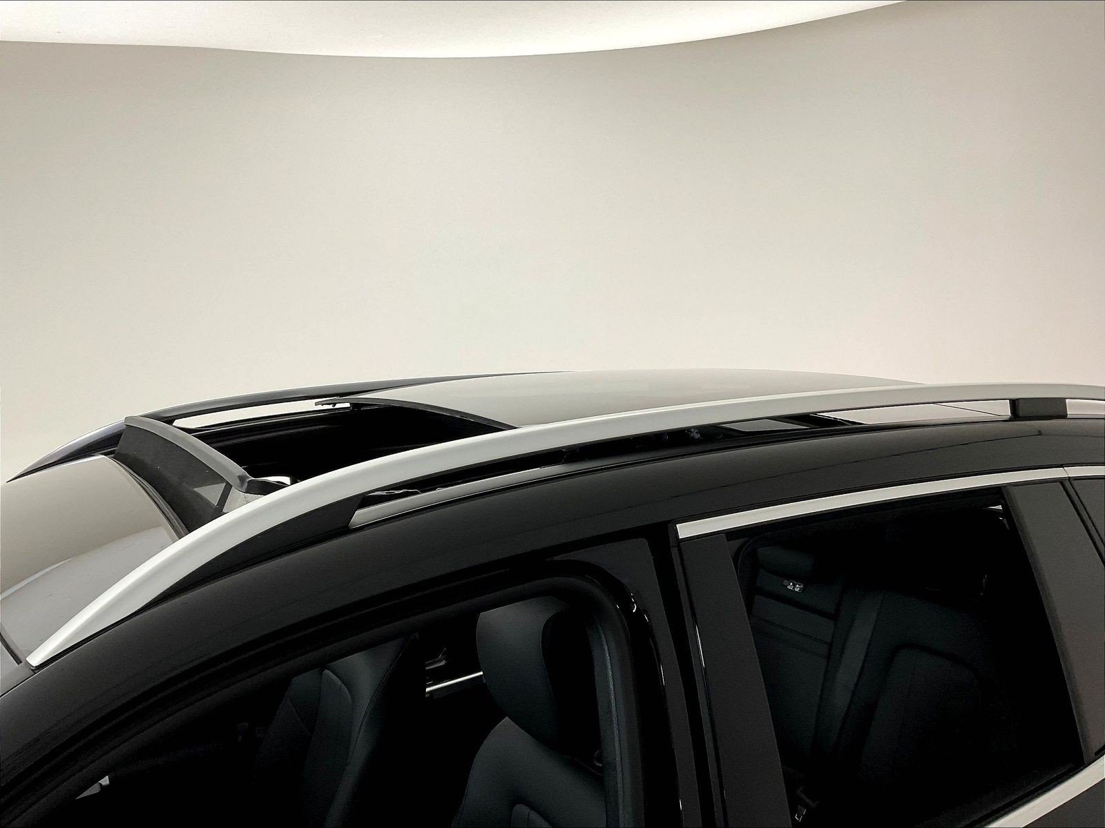 Certified 2023 Mercedes-Benz GLB 250 4MATIC image 40