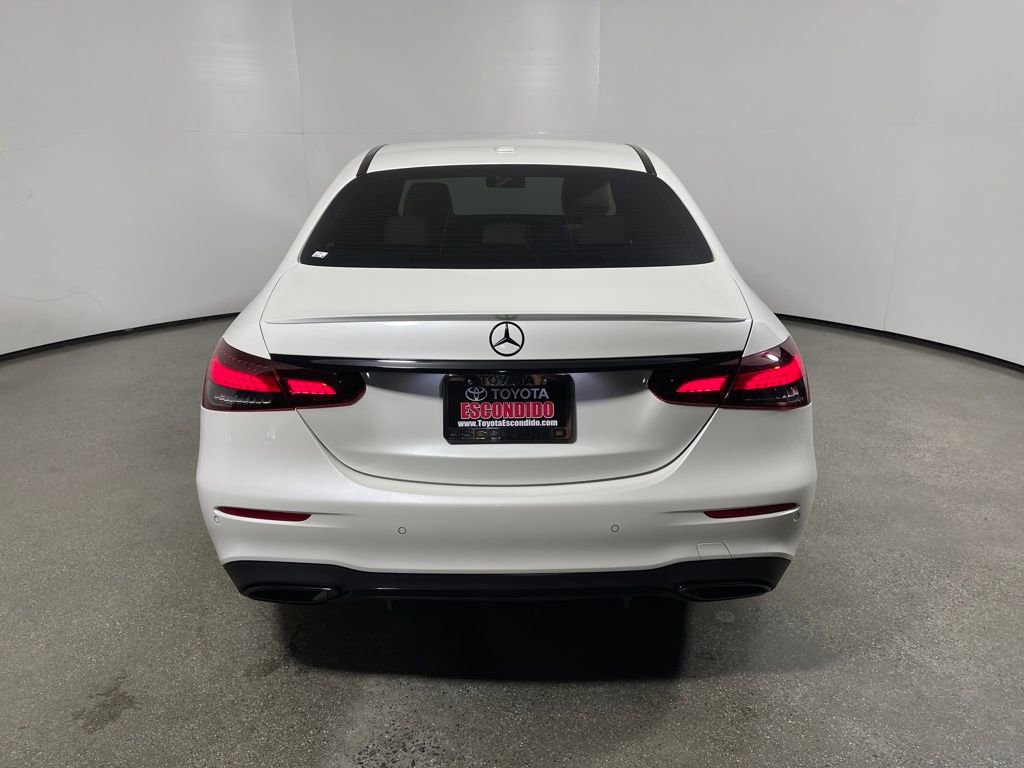 Used 2022 Mercedes-Benz E 450 4MATIC Sedan image 4