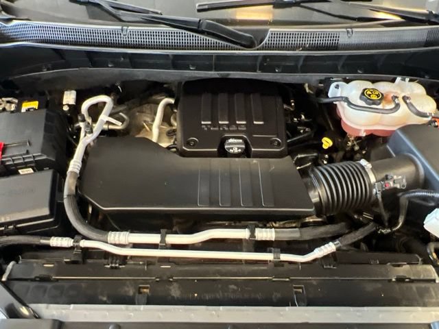 Used 2022 Chevrolet Silverado 1500 LT w/ Protection Package AWD/4WD image 40