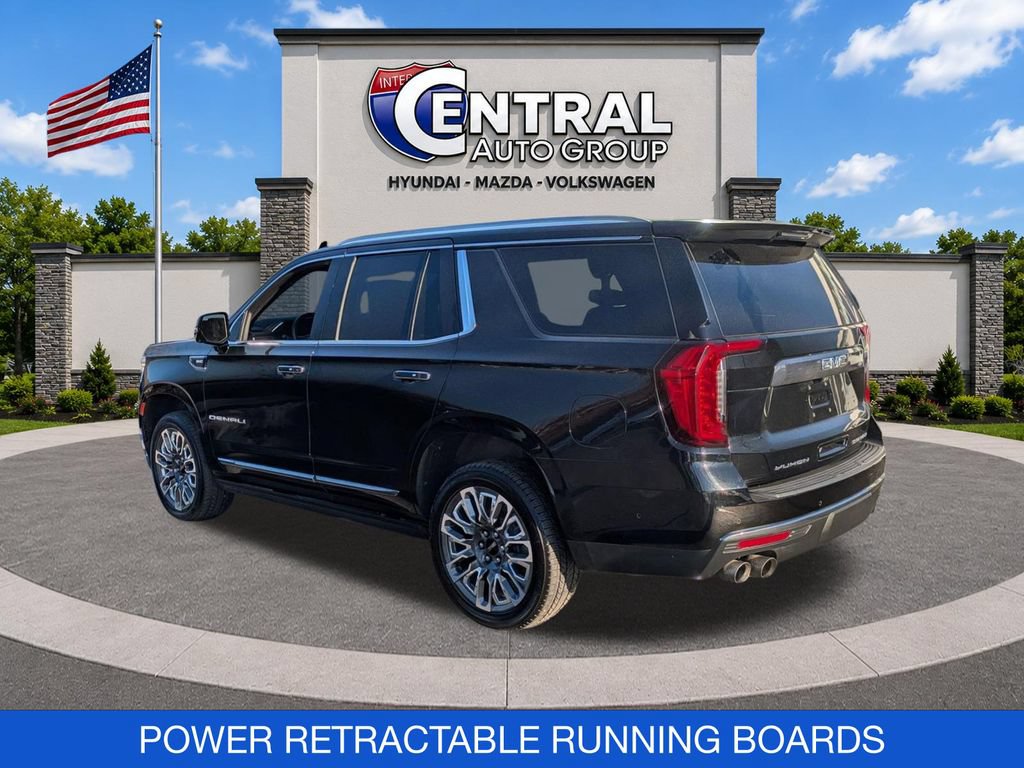 Used 2023 GMC Yukon Denali Ultimate AWD/4WD image 6