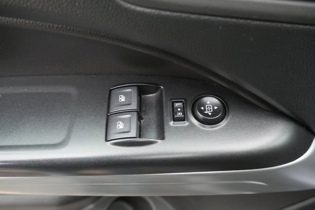 Used 2022 Chevrolet Colorado LT image 28