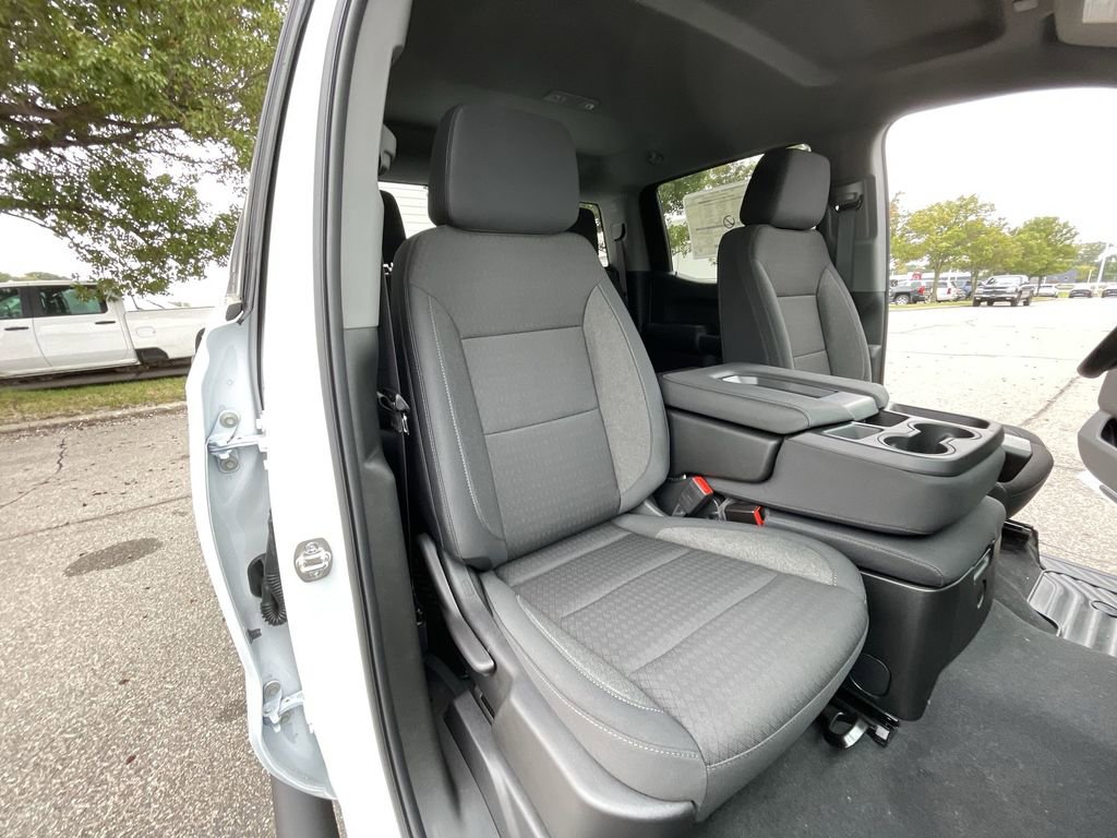 New 2026 Chevrolet Silverado 1500 Custom Trail Boss w/ LPO, Dark Essentials Package image 23