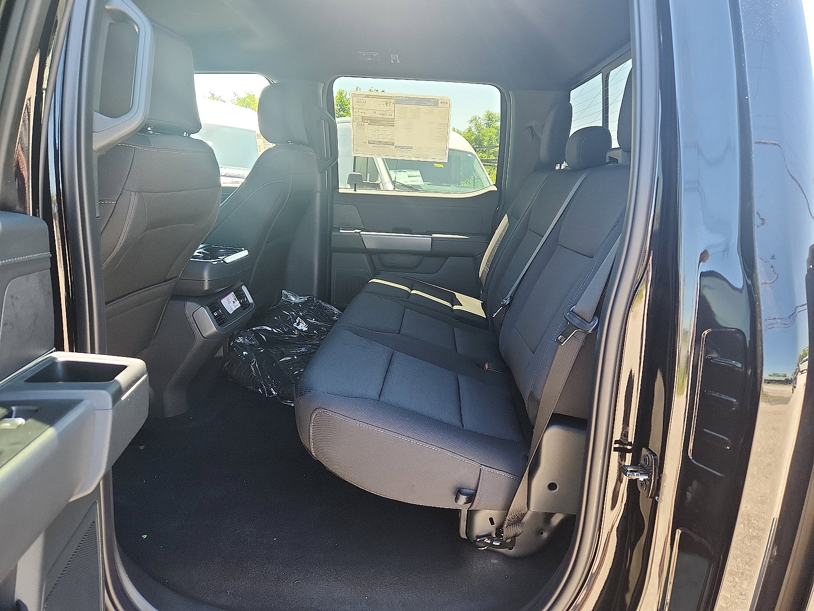 New 2025 Ford F150 XLT w/ Equipment Group 302A MID image 6