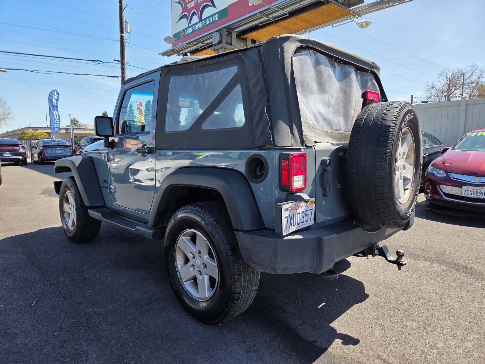 Used 2014 Jeep Wrangler Sport w/ Quick Order Package 24S AWD/4WD image 2