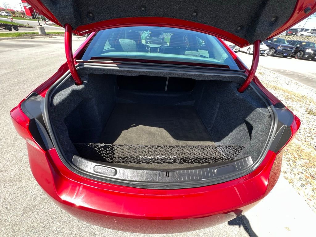 Used 2015 Chevrolet Impala LT w/ Convenience Package FWD image 21