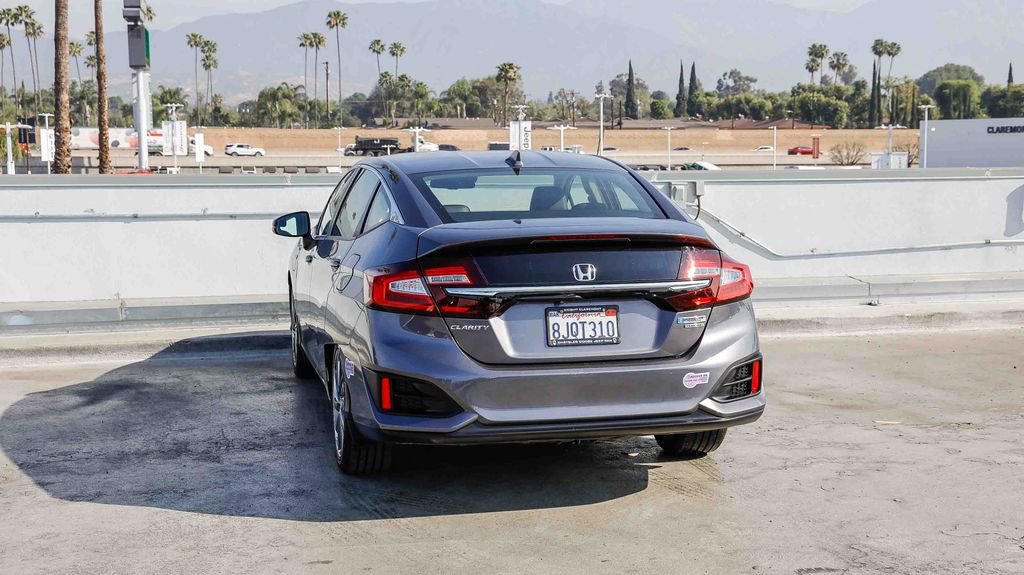 Used 2018 Honda Clarity Touring image 7