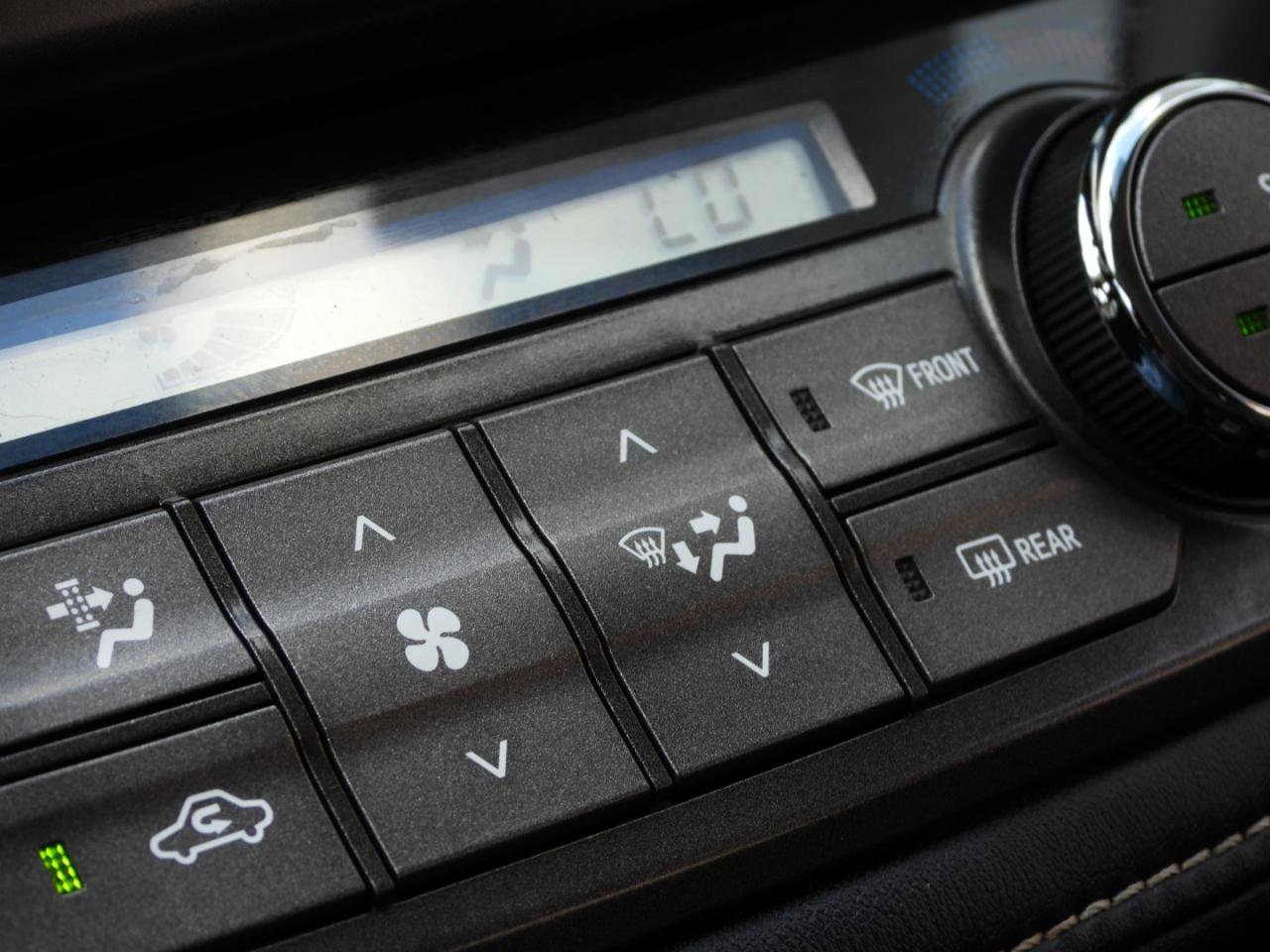 Used 2015 Toyota RAV4 XLE FWD image 54