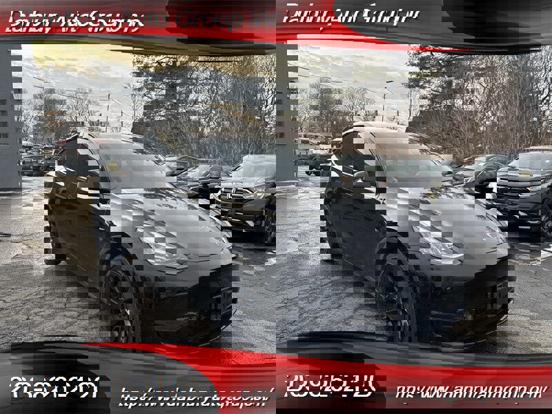 Used 2021 Tesla Model Y Long Range image 8