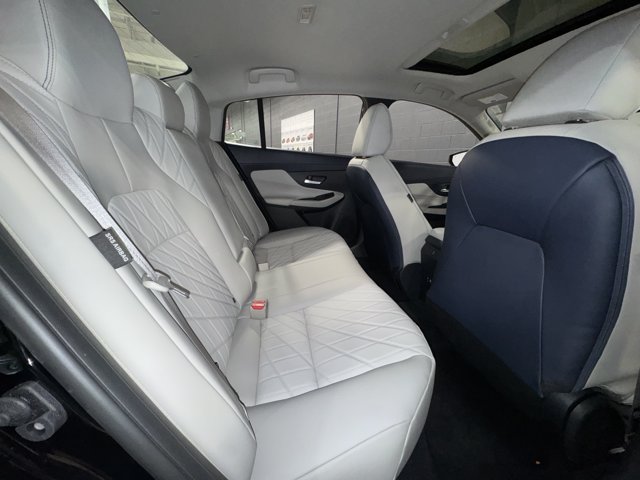 New 2026 Nissan Sentra SL w/ Floor Mat Package FWD image 9