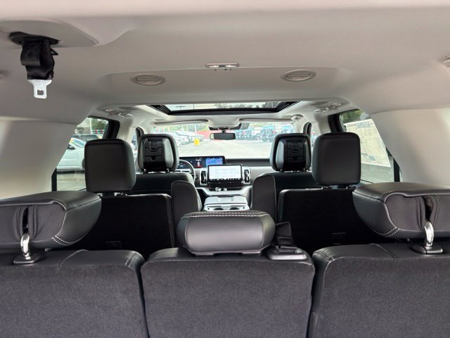 New 2027 Ford Expedition Max Platinum w/ Driver's Package AWD/4WD image 37