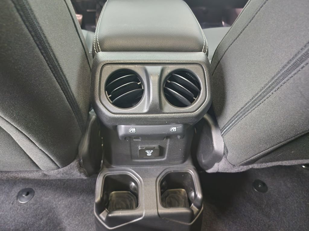 Used 2022 Jeep Wrangler Unlimited Sahara w/ Dual Top Group image 24