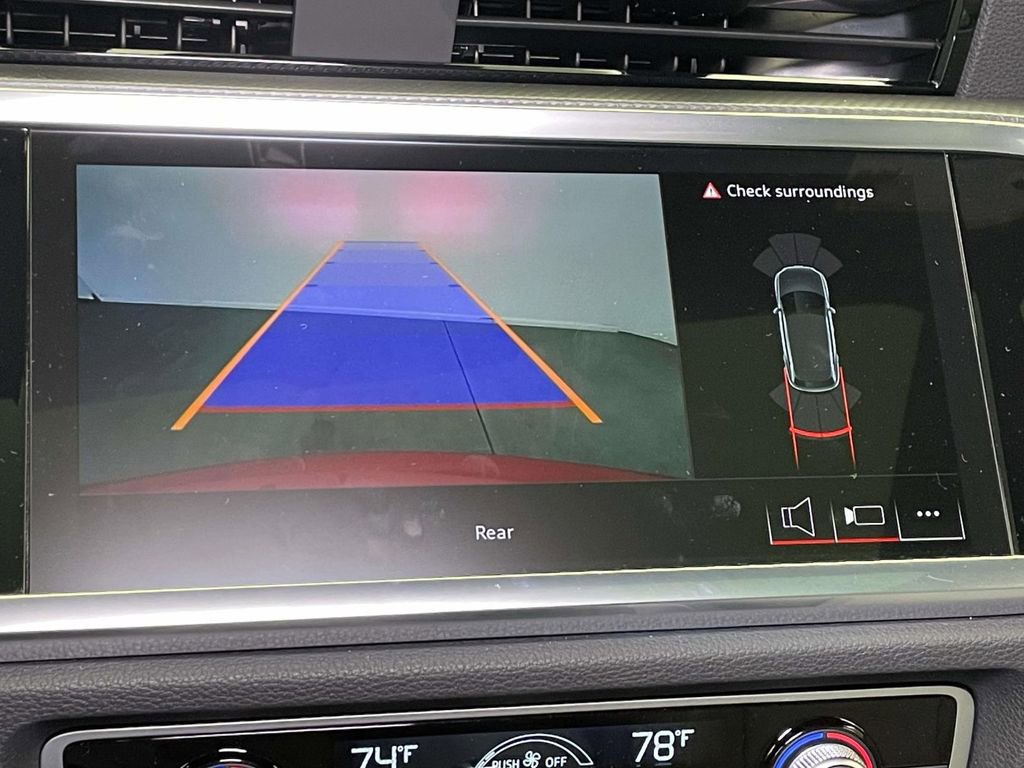 New 2025 Audi Q3 2.0T Premium image 30