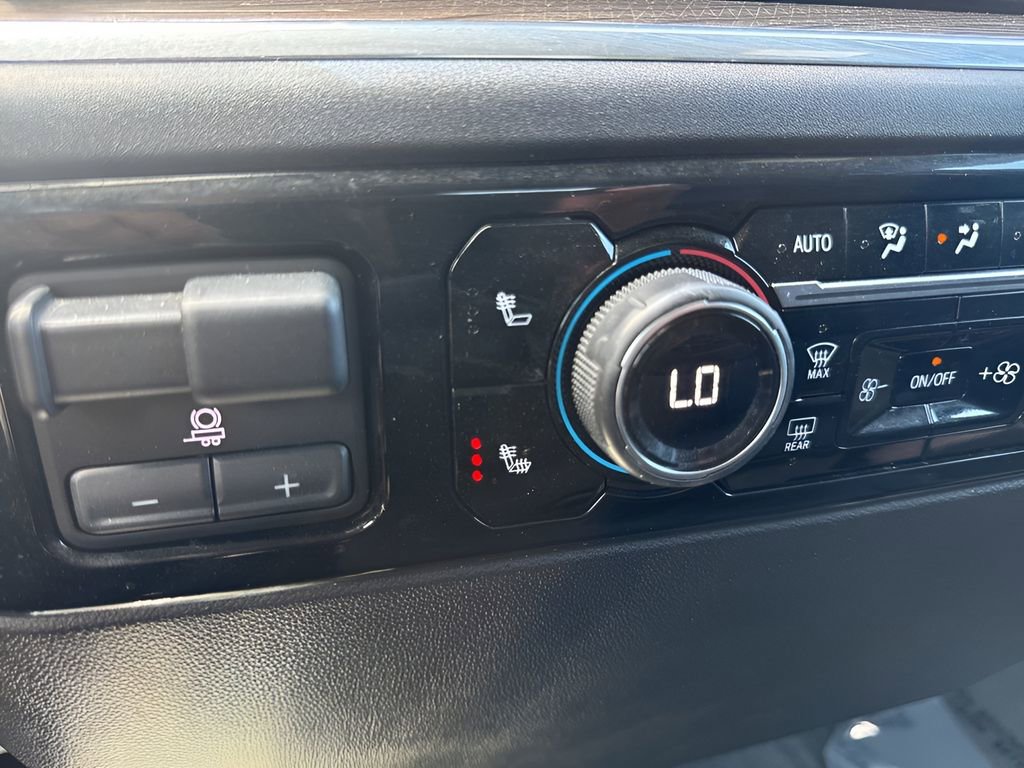 Used 2025 Chevrolet Silverado 1500 LT image 21