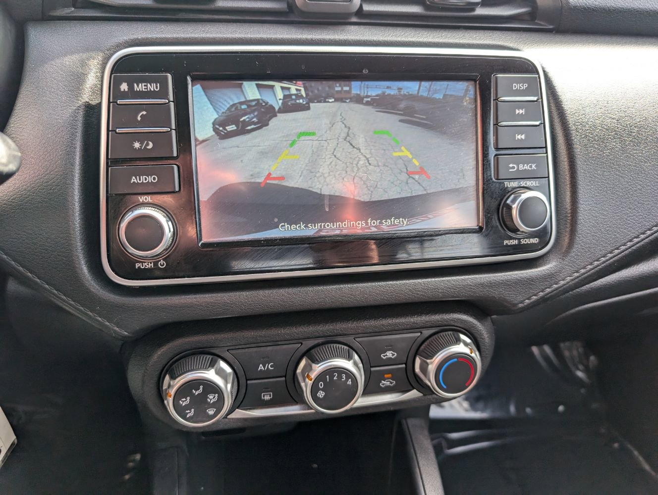 Used 2025 Nissan Versa S w/ Trunk Package image 23