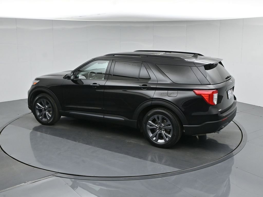 Used 2022 Ford Explorer XLT w/ Equipment Group 202A RWD image 45