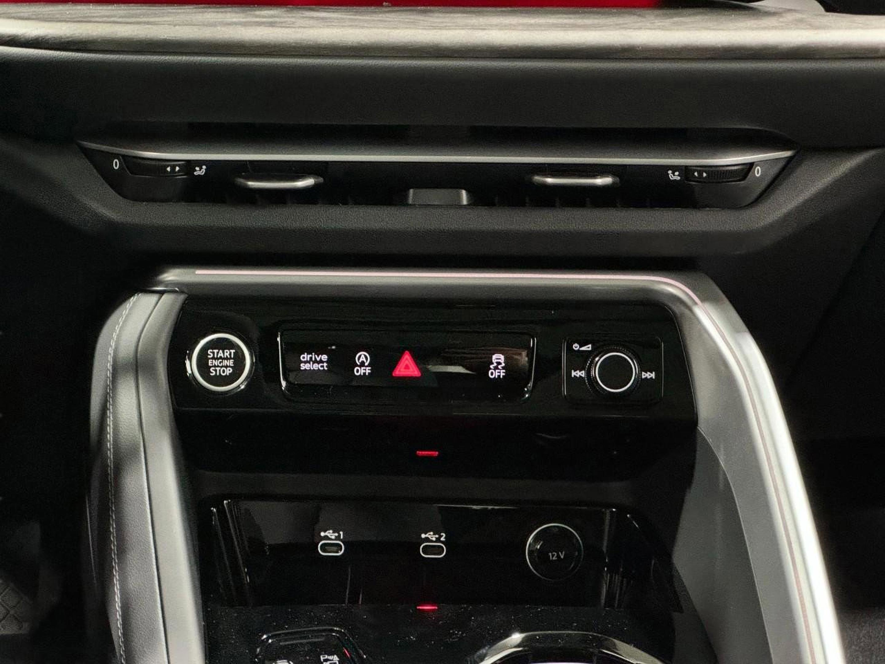 New 2025 Audi Q5 Premium Plus image 32