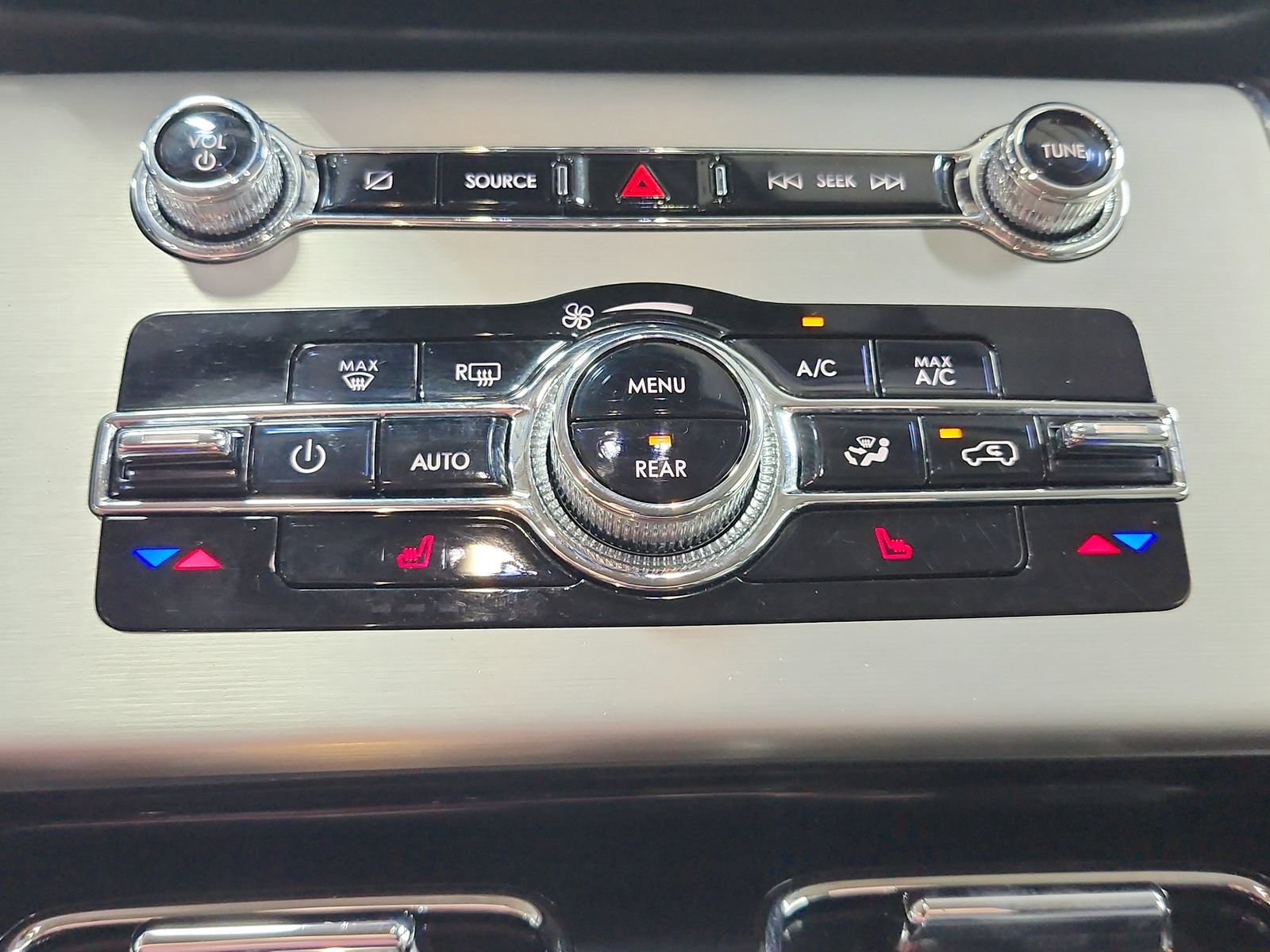 Used 2023 Lincoln Aviator AWD w/ Premium Package image 34