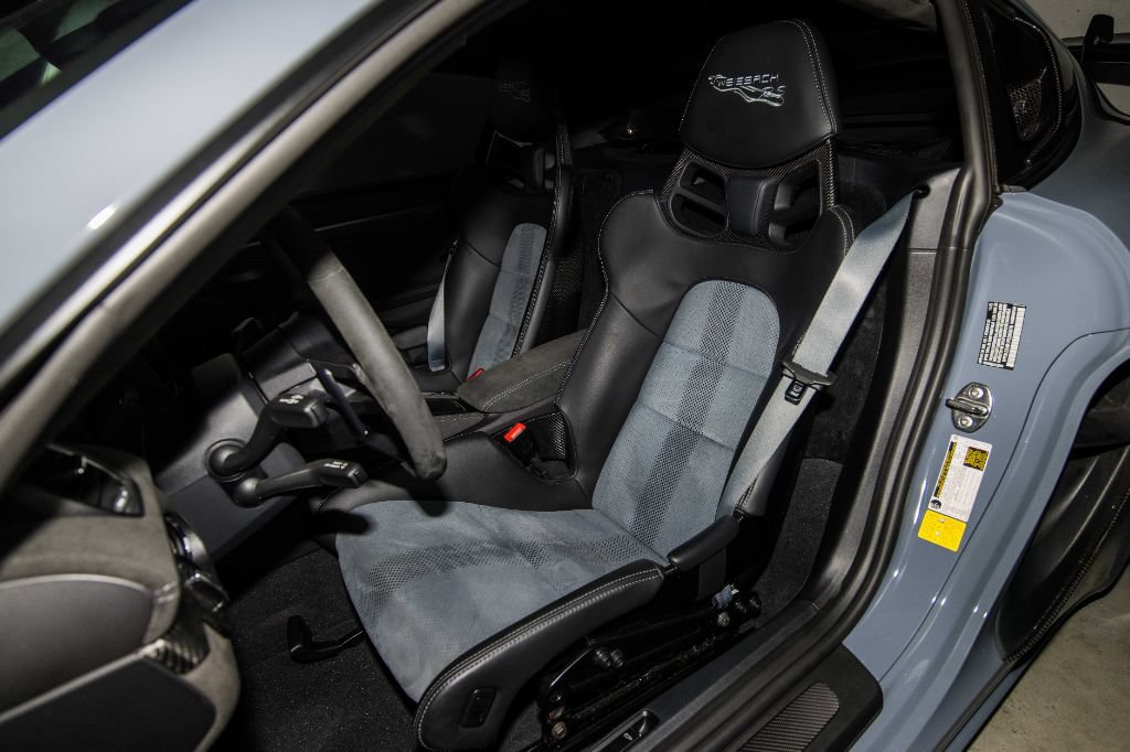 Used 2023 Porsche 718 Cayman GT4 RS RWD image 12