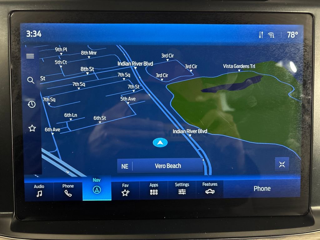 Certified 2021 Ford F150 Lariat w/ Equipment Group 502A High image 26