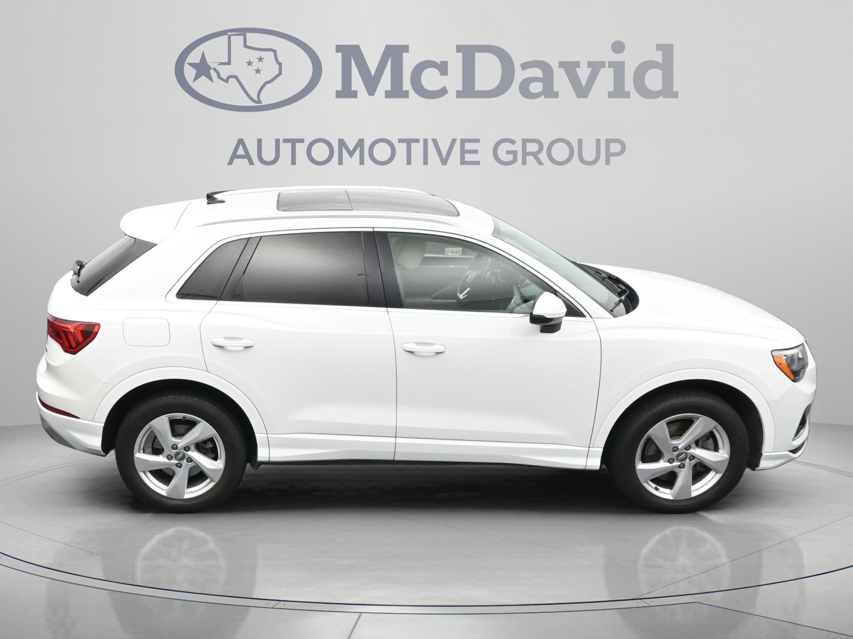 Used 2020 Audi Q3 2.0T Premium AWD/4WD image 40