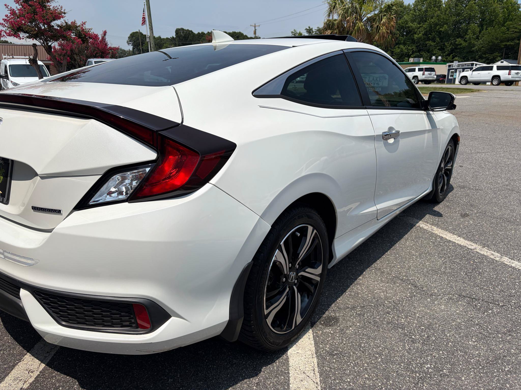 Used 2017 Honda Civic Touring image 14