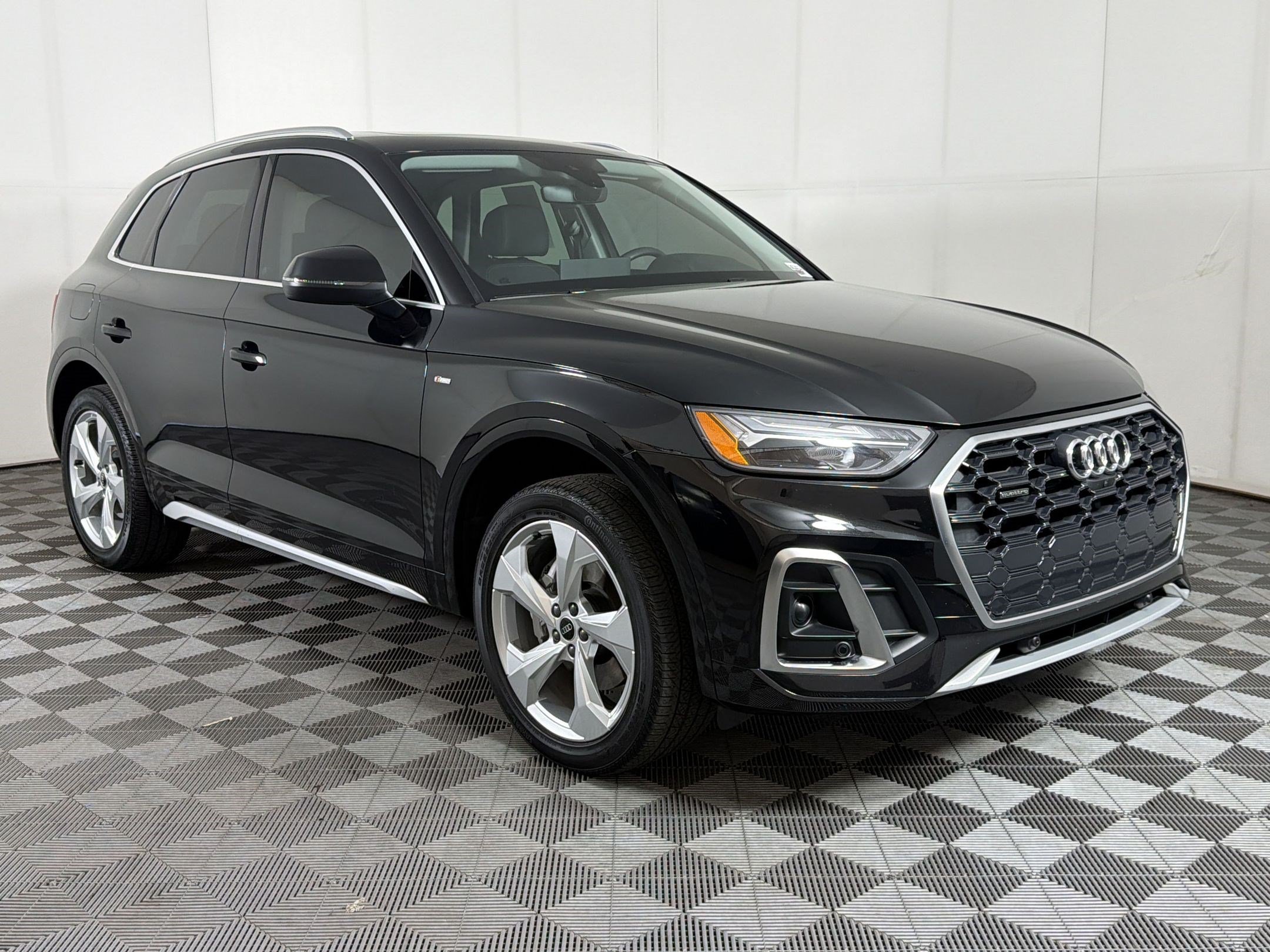 Used 2022 Audi Q5 2.0T Premium Plus AWD/4WD image 7