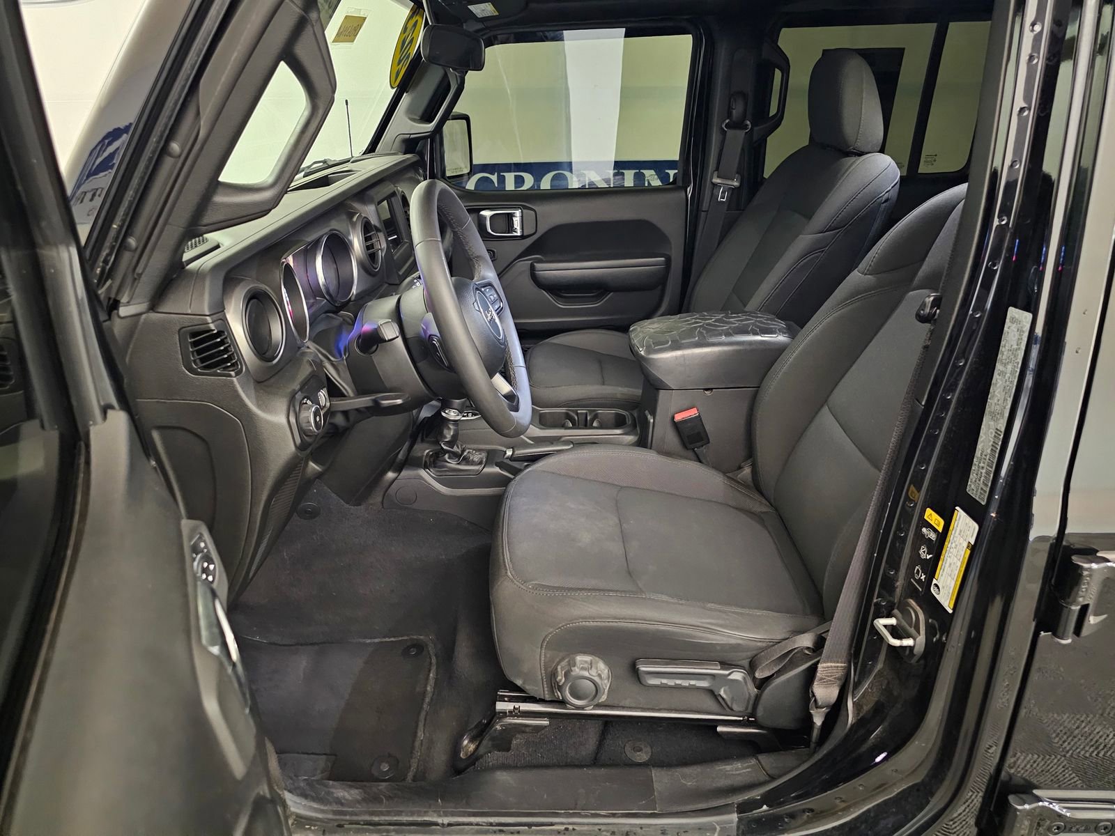 Used 2023 Jeep Wrangler Unlimited Sport AWD/4WD image 12