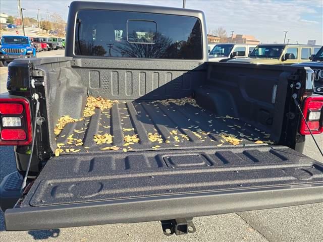 New 2026 Jeep Gladiator Willys image 8