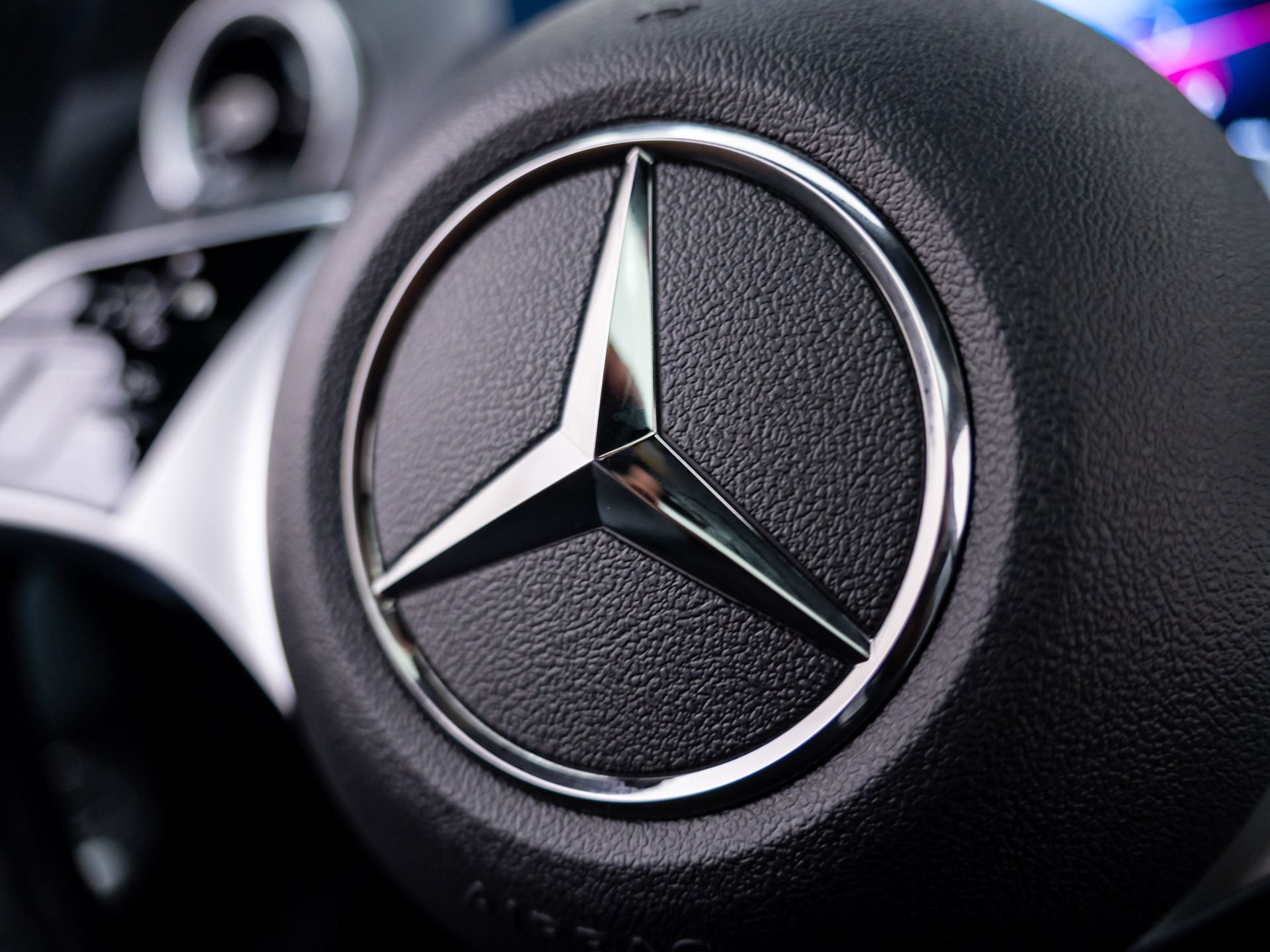 New 2026 Mercedes-Benz GLB 250 4MATIC image 25